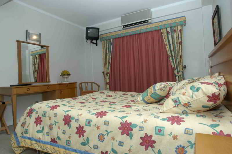 Hotel Paraiso Oliveira do Bairro Exterior photo